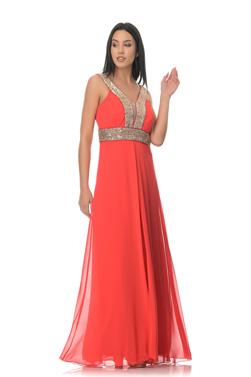 Φόρεμα μάξι,κοραλί,άλφα γραμμή με  βε παγιέτα στο κορσάζ.